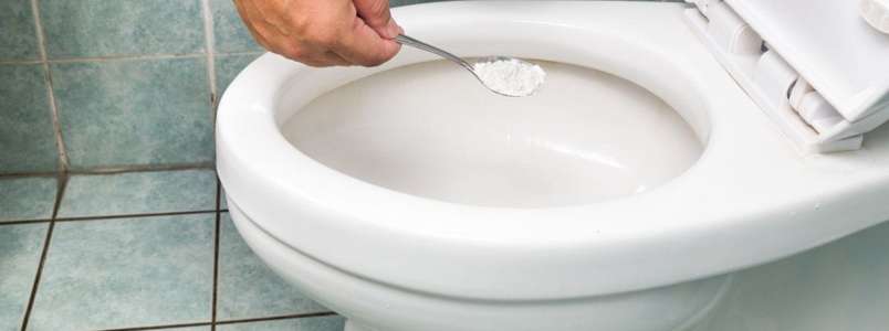 Baking soda and vinegar for clogged toilet